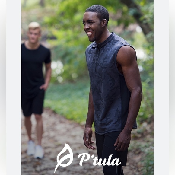 P'tula The Stealth Warm Up Sleeveless Zip Top, Size L - Picture 1 of 6